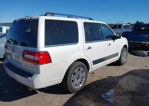 2014 Lincoln Navigator из США, поврежденный, VIN 5LMJJ2J5XEEL01434